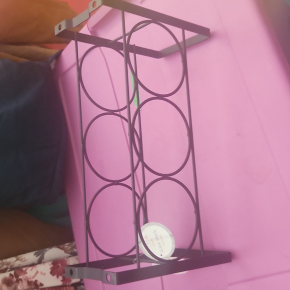 6 stackable wine racks - Picture 2 of 4